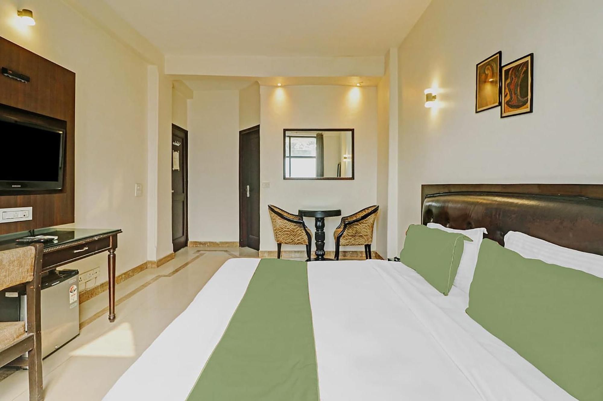 Hotel Fabexpress Lloyd House Neu-Delhi Exterior foto